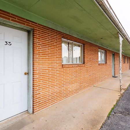 Oyo Hotel Holly Springs Ms Exterior foto