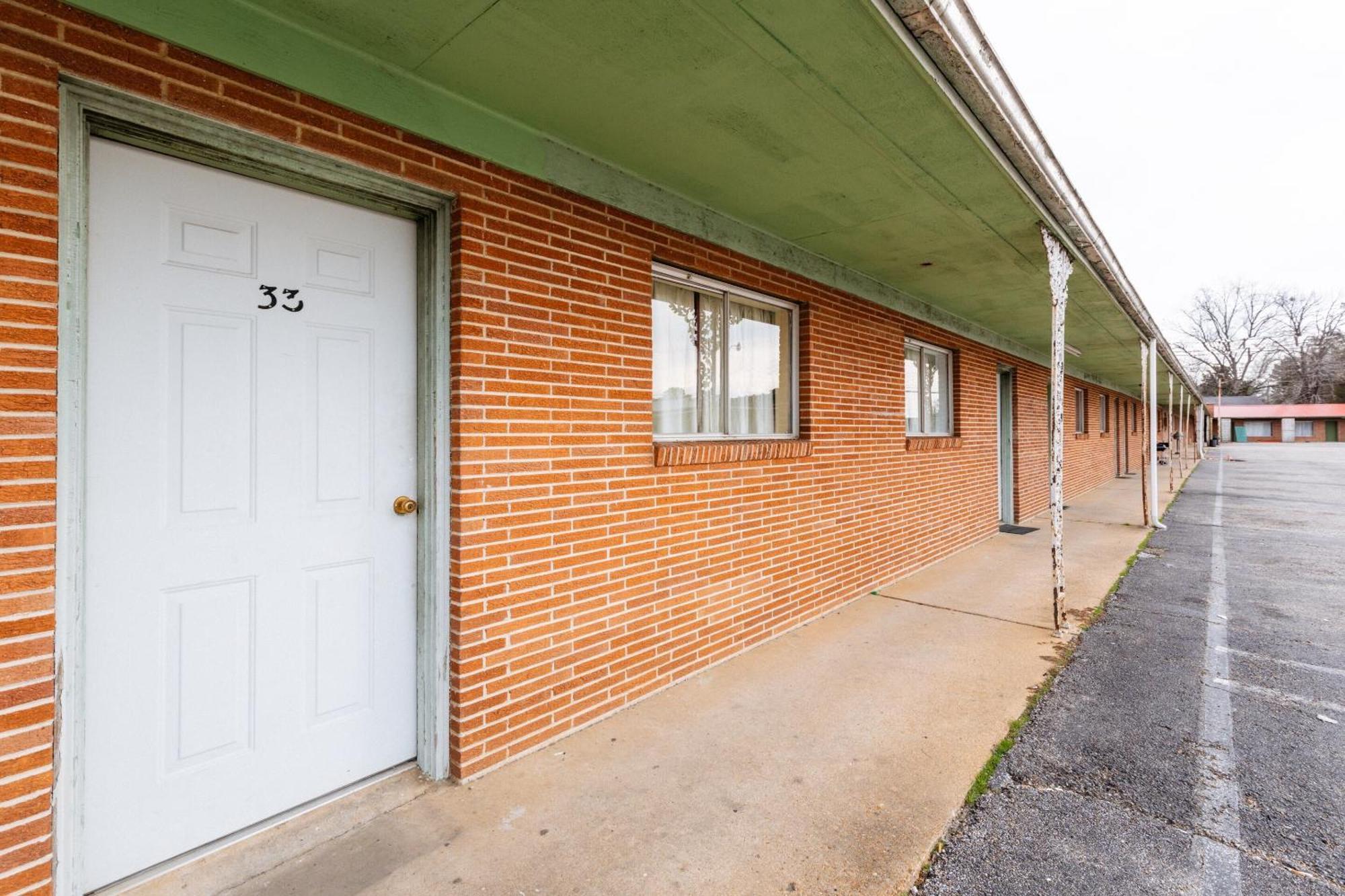 Oyo Hotel Holly Springs Ms Exterior foto